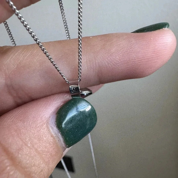 925 Sterling Silver Circle Set with Fine Austrian crystals - Picture 6 of 12